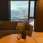 Romslig Og Sentrumsnaer Enebolig Villa *