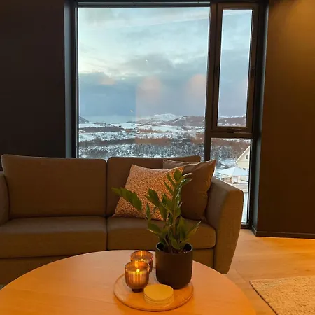 Romslig Og Sentrumsnaer Enebolig Villa *